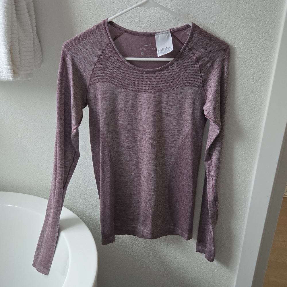 Nike Women's Heathered Purple Long Sleeve Tee